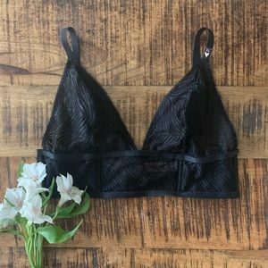 NWT Victoria’s Secret bralette
